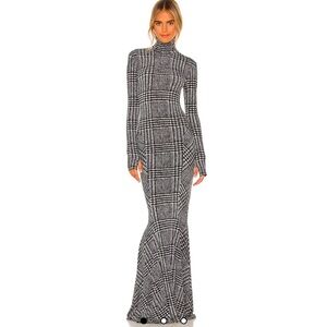 Long Sleeve Turtle Fishtail Gown in Large Glenn Plaid
Norma Kamali